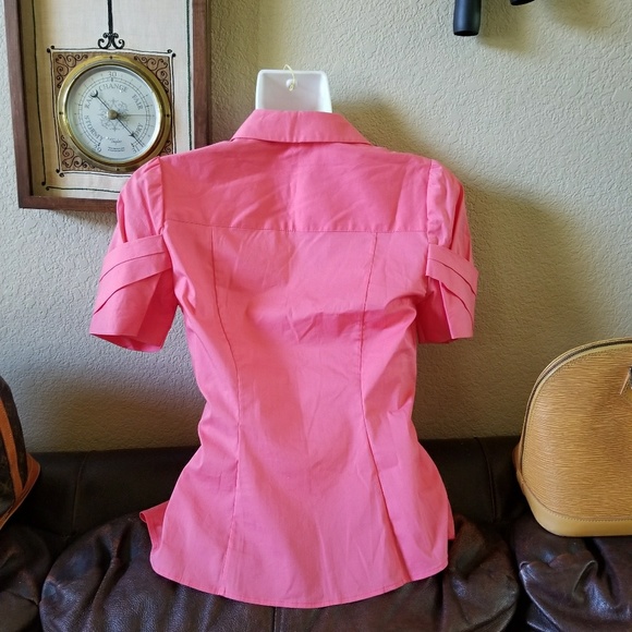 Tahari blouse - Picture 6 of 6
